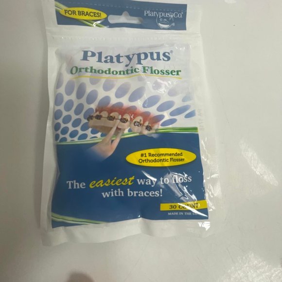 Platypus Orthodontic Flosser Easiest Way to Floss  Braces 2 Pack of 30 Count New - Picture 5 of 10